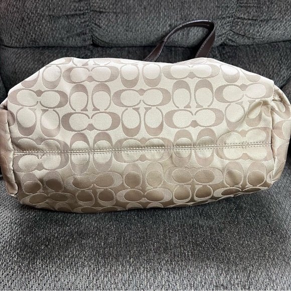 Coach 2012 Ashley Signature Shoulder Bag F20085 - Picture 6 of 8